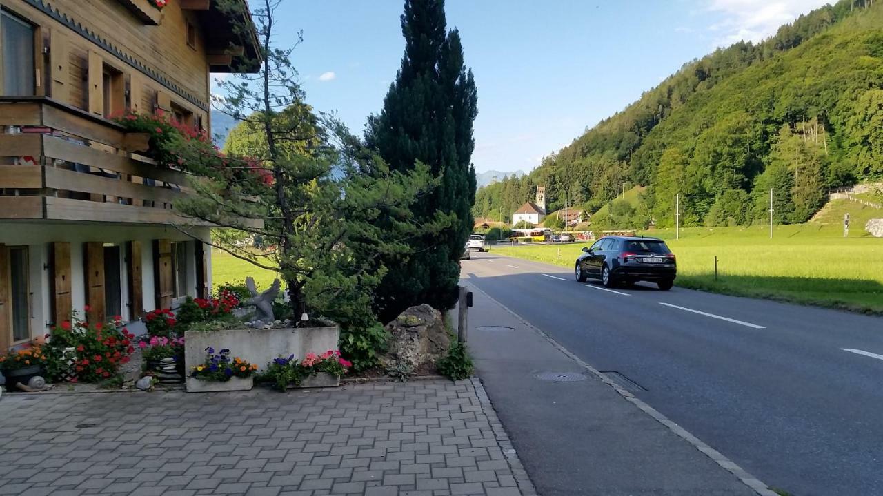 Obereigasse Apartamento Wilderswil Exterior foto